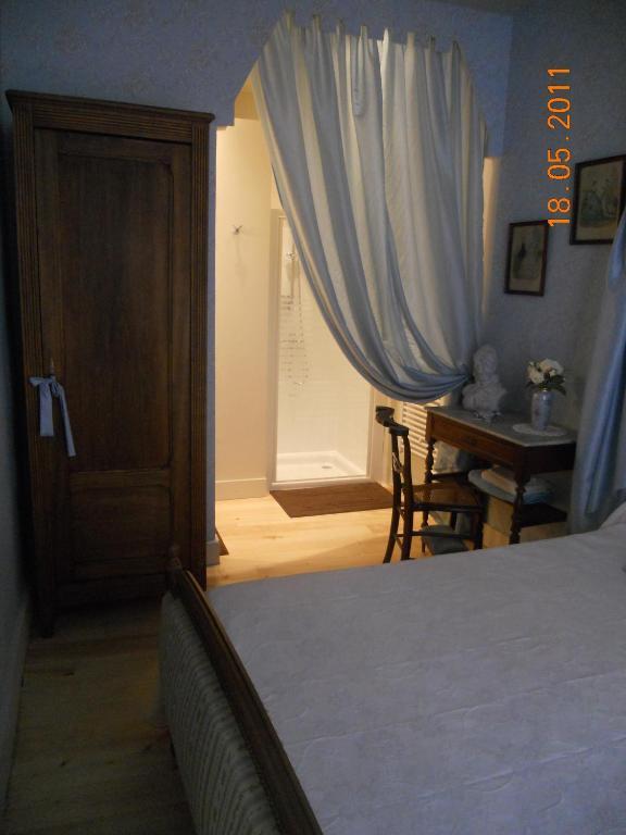 Les Drapiers De Villenouvelle Montauban Ruang foto